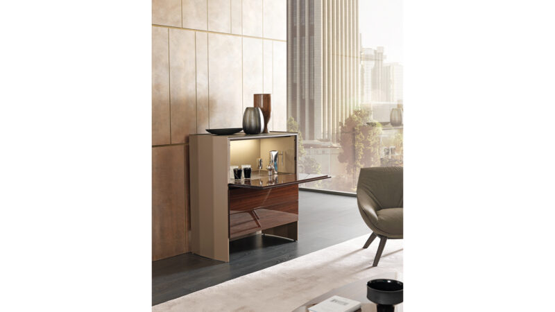 MILVIAN SIDEBOARD - Image 3
