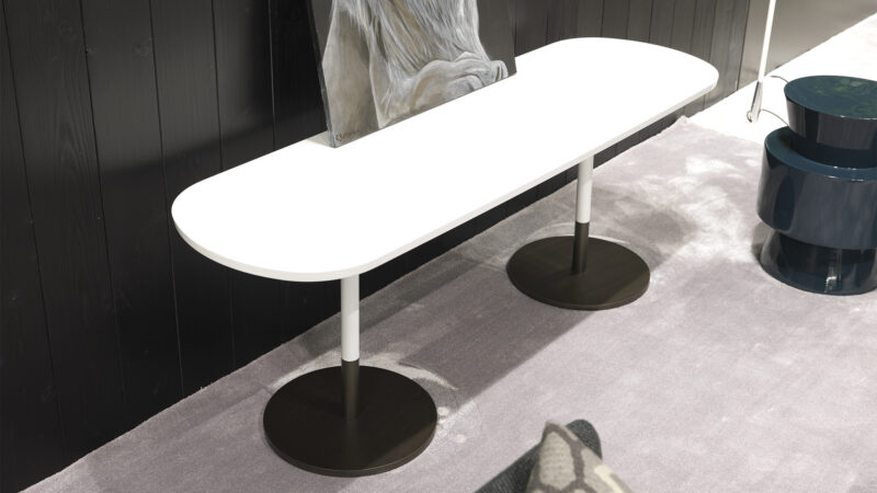STILETTO CONSOLE