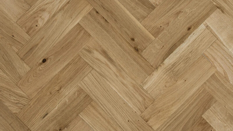 EUROPEAN OAK RUSTIC